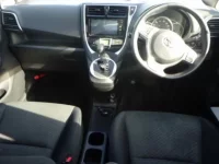 Toyota RACTIS лот № 1044 оценка 3.5  с аукциона в Японии 2