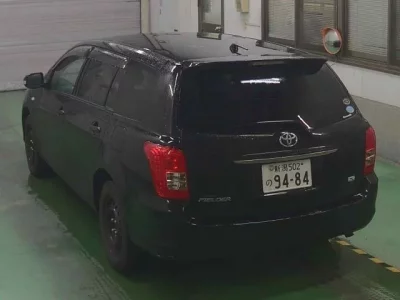 Toyota COROLLA FIELDER  с аукциона в Японии