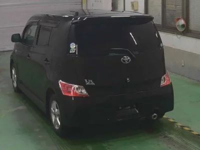 Toyota BB  с аукциона в Японии