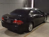 Toyota CROWN лот № 8894 оценка R  с аукциона в Японии 4
