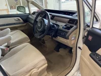 Honda STEP WAGON лот № 2522 оценка 3.5  с аукциона в Японии 3