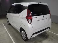 Nissan DAYZ лот № 3042 оценка 5  с аукциона в Японии 3