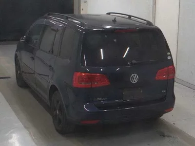 Volkswagen GOLF TOURAN