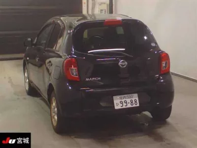 Nissan MARCH  с аукциона в Японии