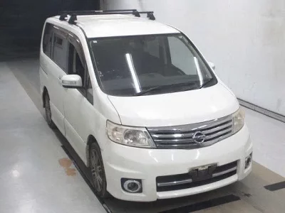 Nissan SERENA  с аукциона в Японии