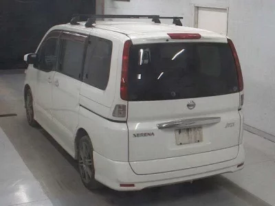 Nissan SERENA  с аукциона в Японии