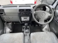 Nissan CLIPPER VAN лот № 1042 оценка 3  с аукциона в Японии 3