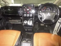 Mitsubishi DELICA D5 лот № 8908 оценка 3.5  с аукциона в Японии 2