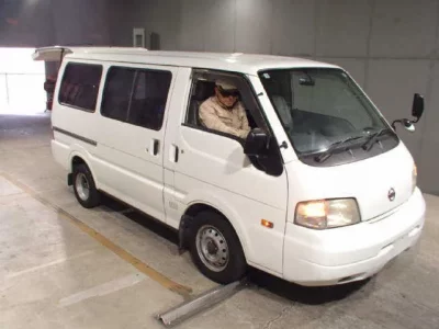 Nissan VANETTE VAN