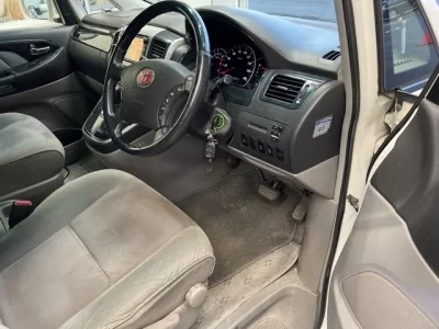 Toyota ALPHARD  с аукциона в Японии