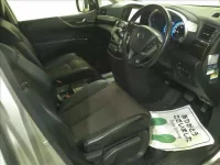 Nissan ELGRAND лот № 4073 оценка R  с аукциона в Японии 3