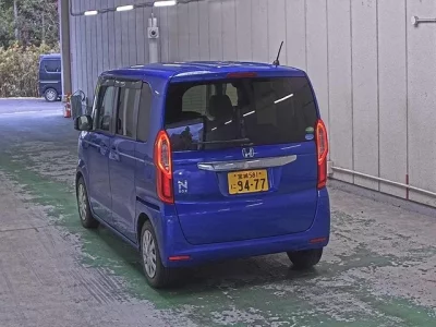 Honda N BOX  с аукциона в Японии