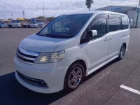 Nissan SERENA лот № 6711 оценка 3  с аукциона в Японии 2
