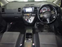 Toyota WISH лот № 231 оценка 3  с аукциона в Японии 2