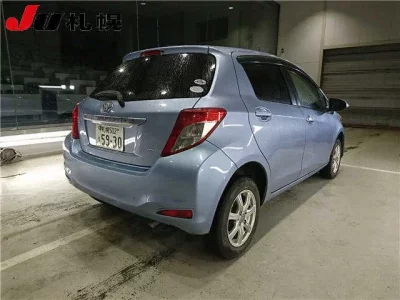 Toyota VITZ  с аукциона в Японии