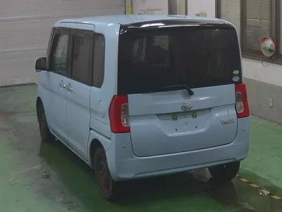 Daihatsu TANTO  с аукциона в Японии