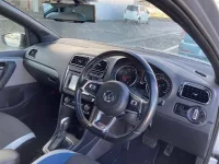 Volkswagen POLO лот № 40023 оценка 4  с аукциона в Японии 2