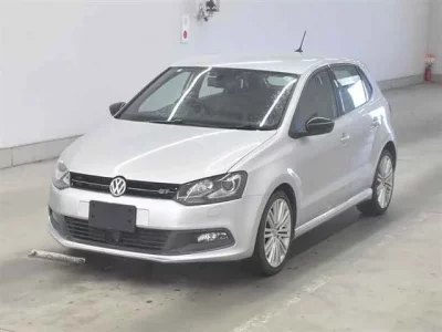 Volkswagen POLO  с аукциона в Японии