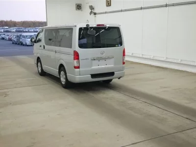 Toyota REGIUS ACE VAN