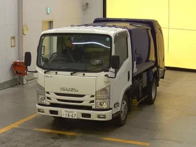 Isuzu ELF