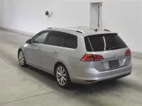 Volkswagen GOLF VARIANT лот № 40026 оценка R  с аукциона в Японии 1