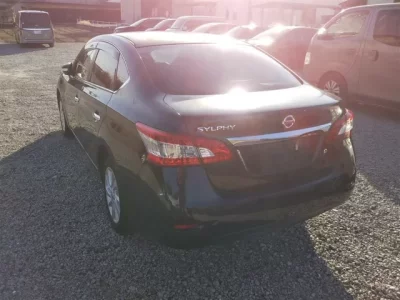 Nissan SYLPHY