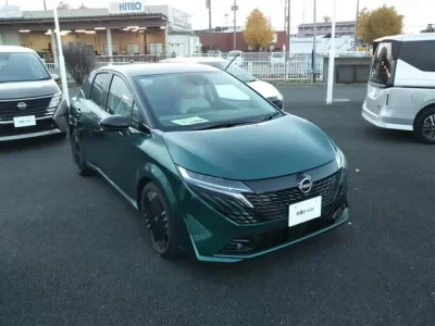 Nissan AURA