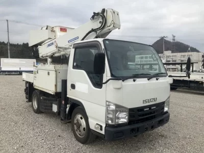 Isuzu ELF  с аукциона в Японии