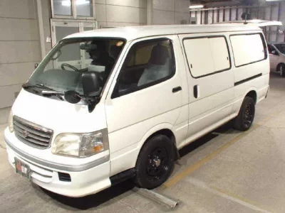 Toyota HIACE  с аукциона в Японии