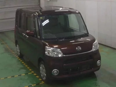 Daihatsu TANTO  с аукциона в Японии