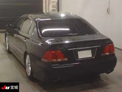 Toyota CROWN  с аукциона в Японии