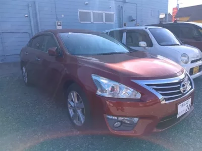 Nissan TEANA