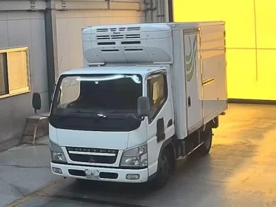 Mitsubishi CANTER  с аукциона в Японии