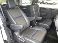 Honda STEP WAGON лот № 3533 оценка 4.5  с аукциона в Японии 6