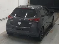Mazda DEMIO лот № 5246 оценка 3  с аукциона в Японии 3