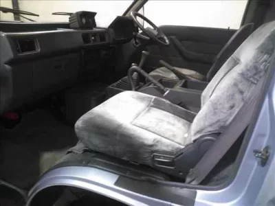 Mitsubishi DELICA WAGON