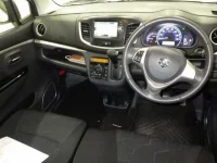 Suzuki WAGON R лот № 3003 оценка 4  с аукциона в Японии 2