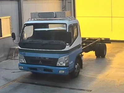 Mitsubishi CANTER  с аукциона в Японии
