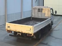 Mitsubishi CANTER лот № 8011 оценка 2  с аукциона в Японии 1
