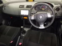 Suzuki SWIFT лот № 3005 оценка R  с аукциона в Японии 2