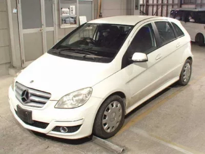 Mercedes-Benz B CLASS