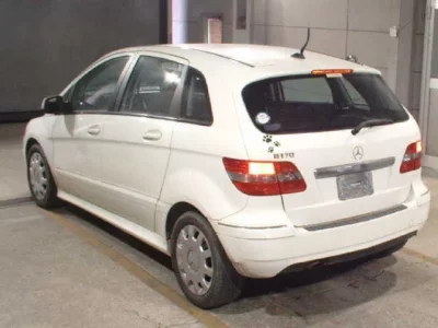 Mercedes-Benz B CLASS