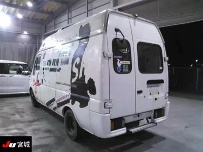 Isuzu ELF  с аукциона в Японии