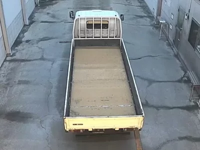 Isuzu ELF  с аукциона в Японии