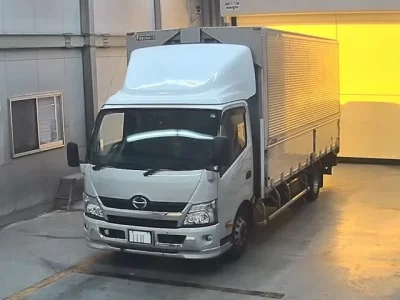 Hino DUTRO  с аукциона в Японии