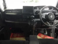 Honda N BOX лот № 200 оценка 3.5  с аукциона в Японии 5