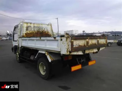 Nissan TRUCK  с аукциона в Японии