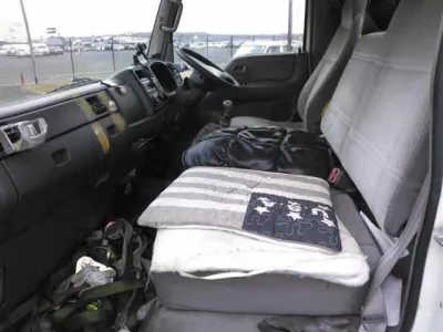 Mazda TITAN  с аукциона в Японии