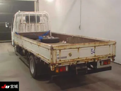 Isuzu ELF  с аукциона в Японии
