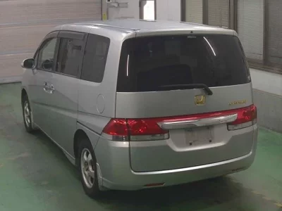 Honda STEP WAGON  с аукциона в Японии